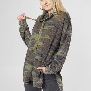NWT White Crow Camo Cowel neck size small